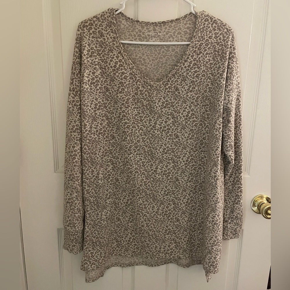 American Eagle Leopard Top